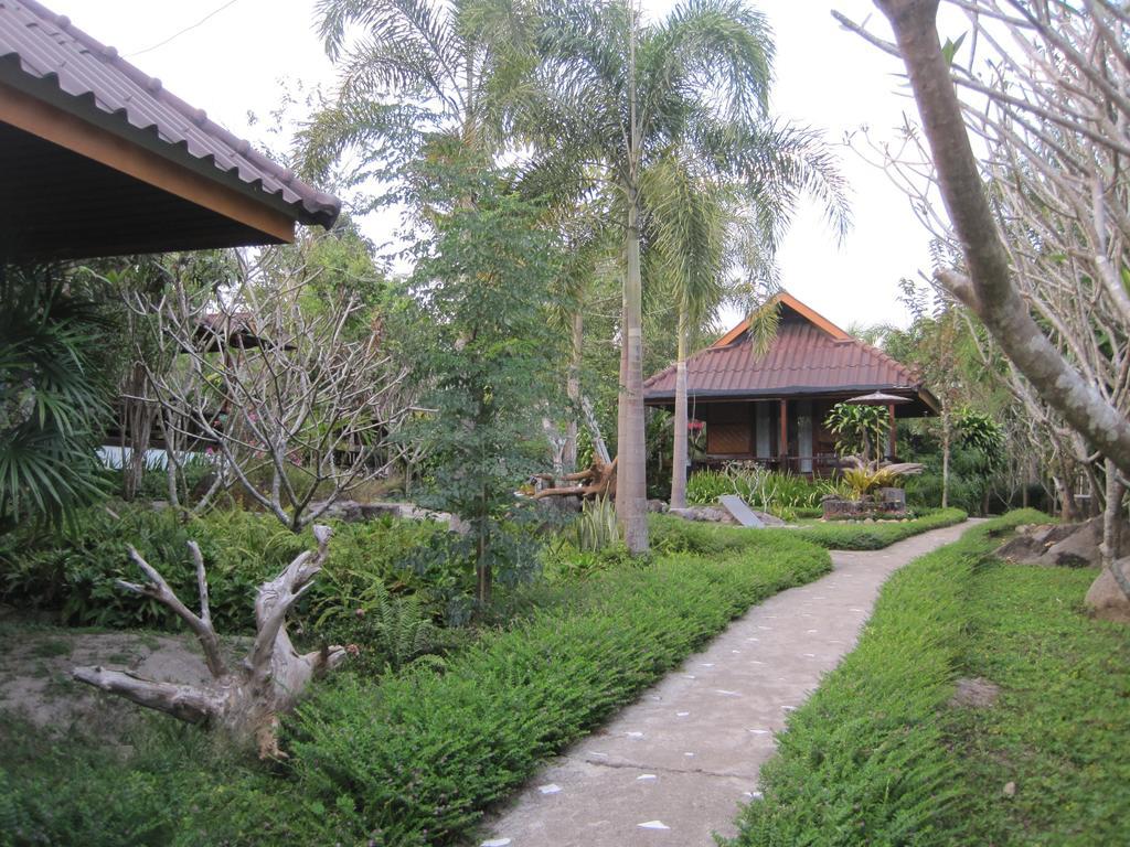 Le Mont Resort Pai Esterno foto