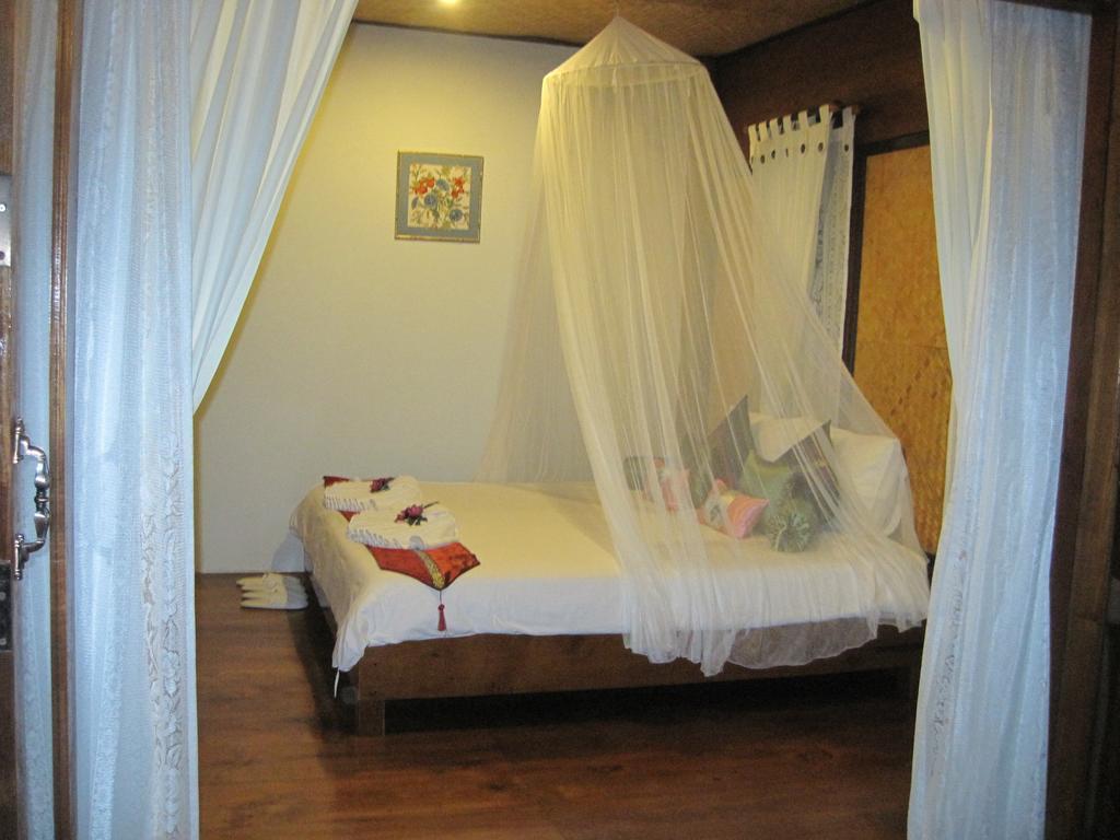 Le Mont Resort Pai Esterno foto