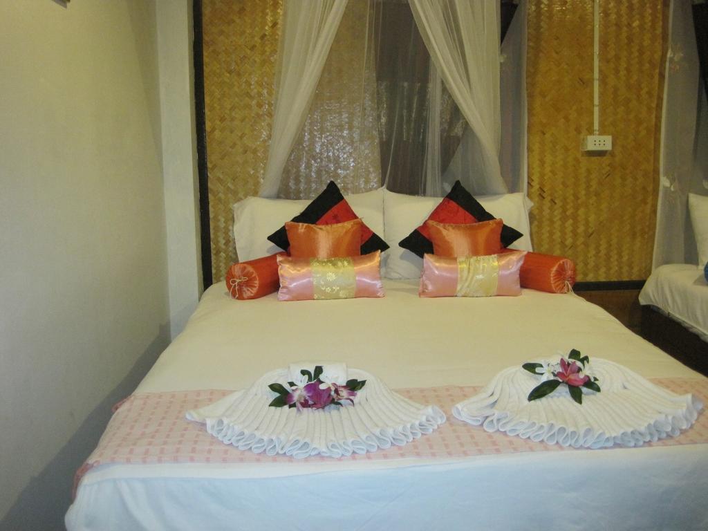 Le Mont Resort Pai Esterno foto