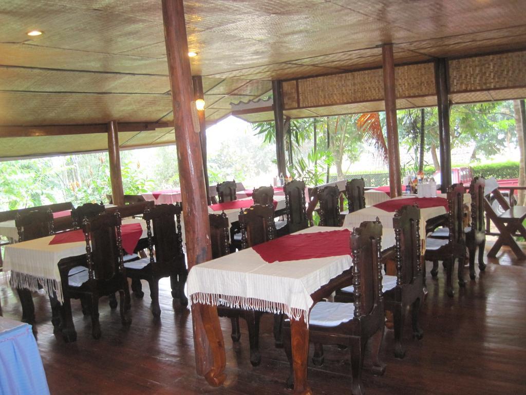 Le Mont Resort Pai Esterno foto
