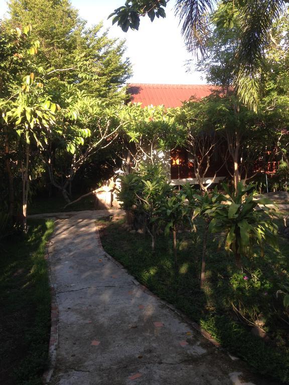 Le Mont Resort Pai Esterno foto